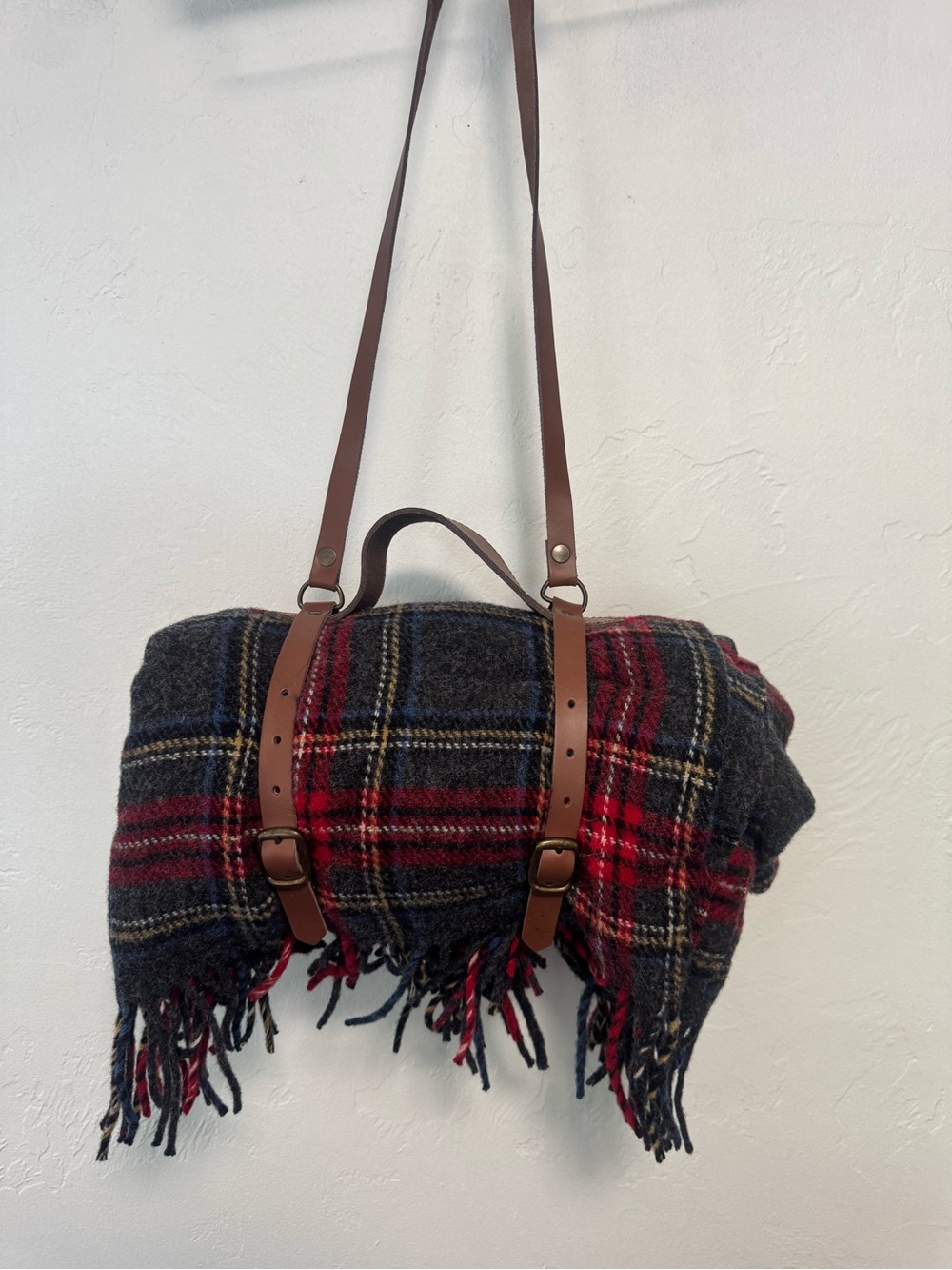 Pendleton Motor Robe with Leather Carrier & Blanket